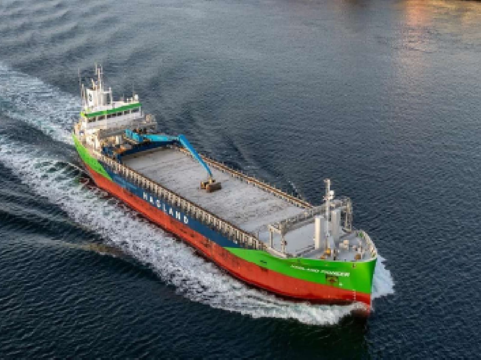 Hybrid general cargo vessel of the Pioneer / Progress / Premier series for Hagland Shipping.